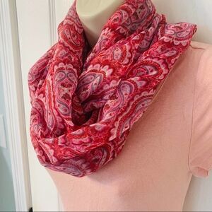 The Limited Dusty Rose Short Sleeve Top and Scarf!